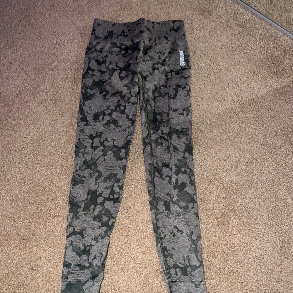 Gymshark Adapt Camo Seemless Leggings (GREEN)